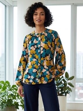 CAbi The Favorite Blouse - Long-Sleeve - Black with Floral Design - Sz Small